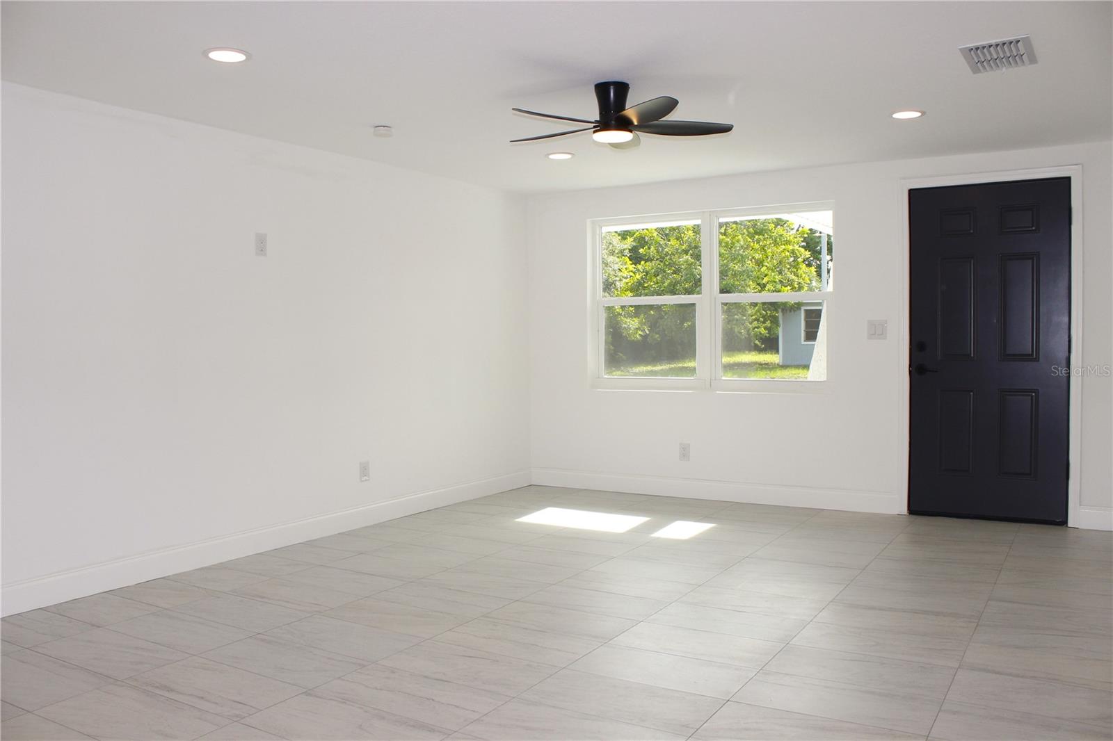 Image 6 of 60 For 8829 Roble Way
