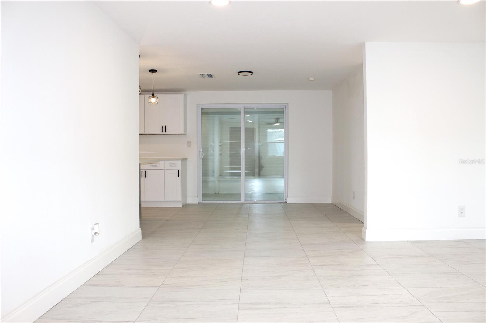 Image 7 of 60 For 8829 Roble Way