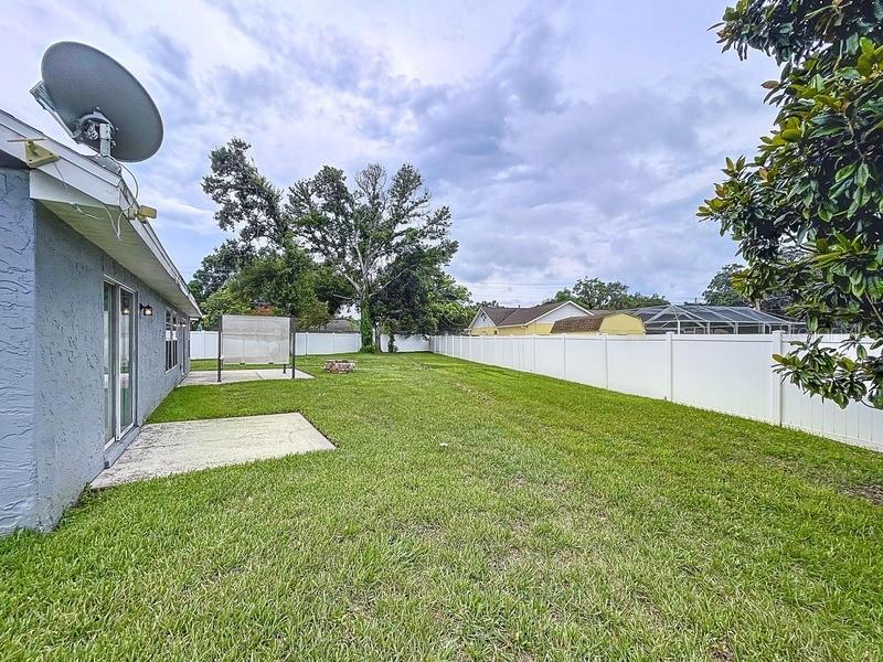 Image 27 of 31 For 2049 Darlington Oak Drive