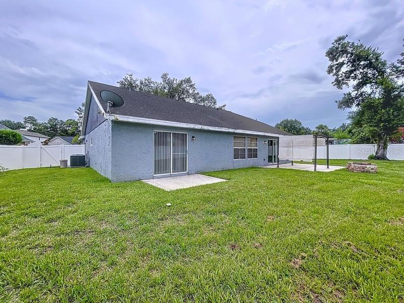 Image 29 of 31 For 2049 Darlington Oak Drive