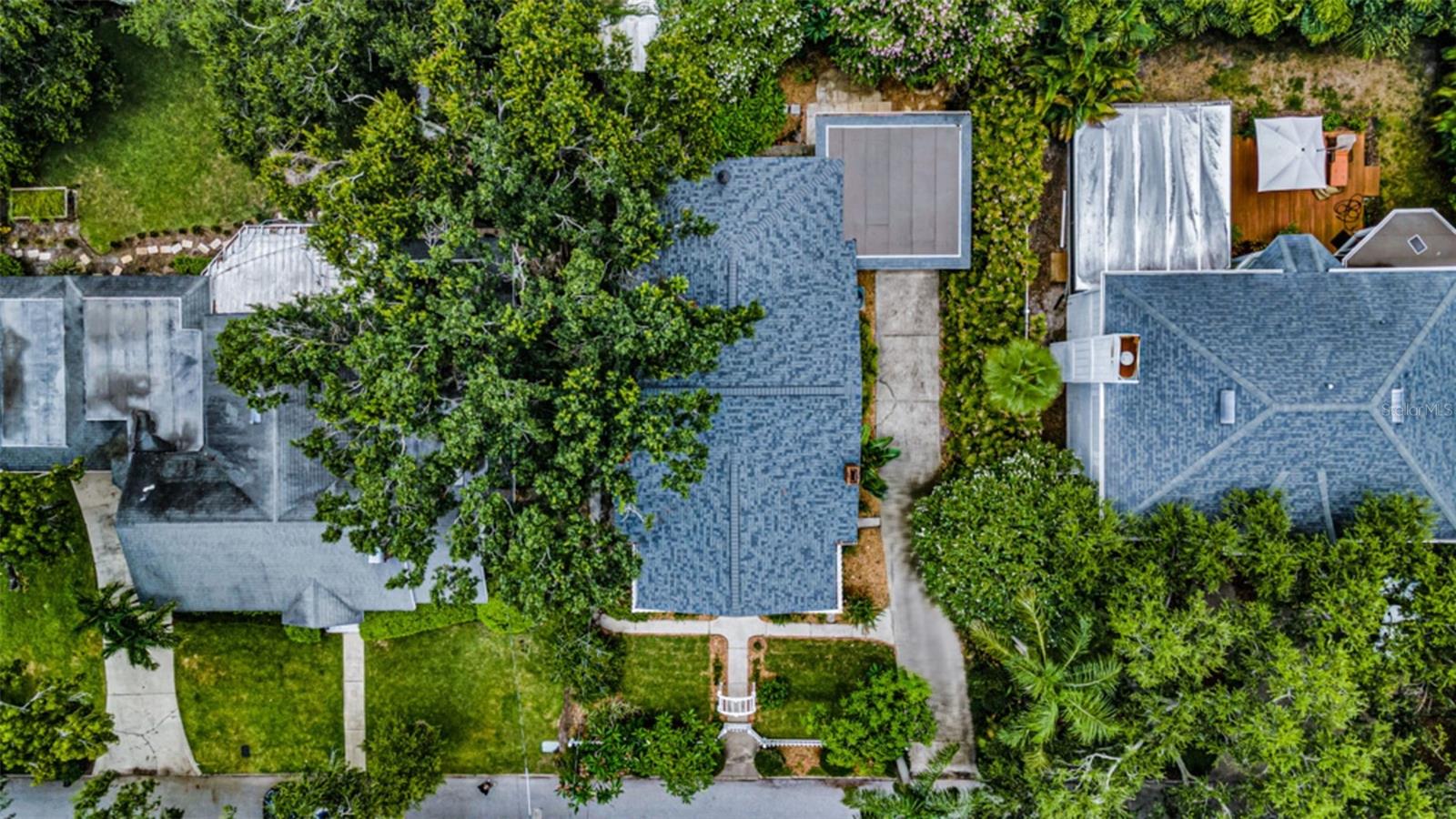 Listing photo id 50 for 3115 Hawthorne Road