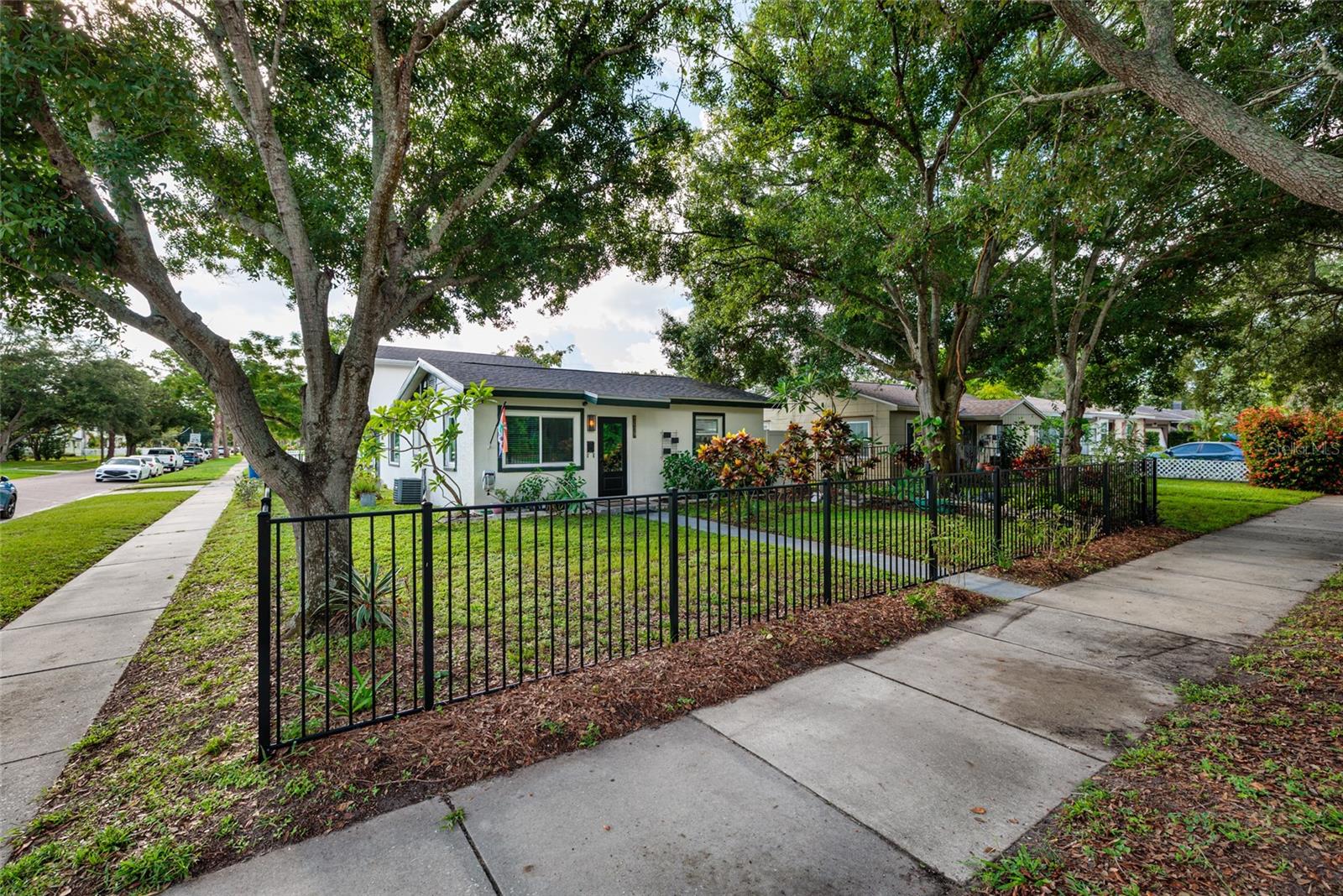 Details for 5039 Dr Martin Luther King Jr Street N, ST PETERSBURG, FL 33703