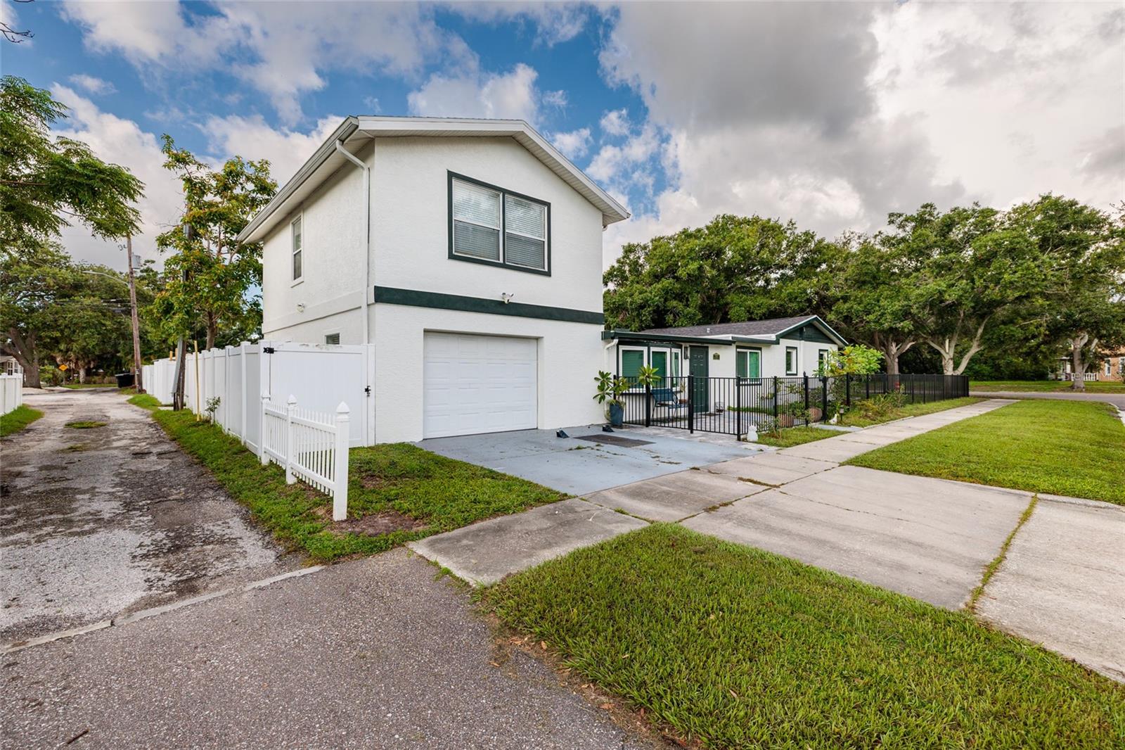 Listing photo id 1 for 5039 Dr Martin Luther King Jr Street N