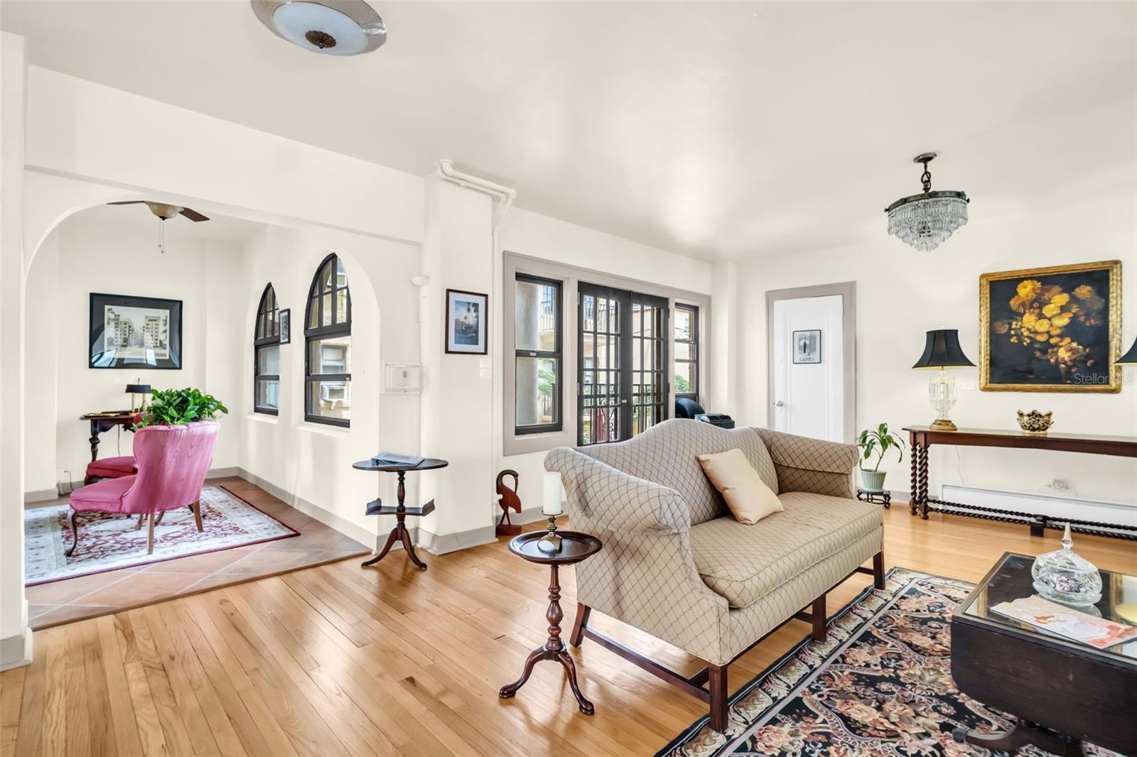 Image 31 of 51 For 130 4th Avenue N 415