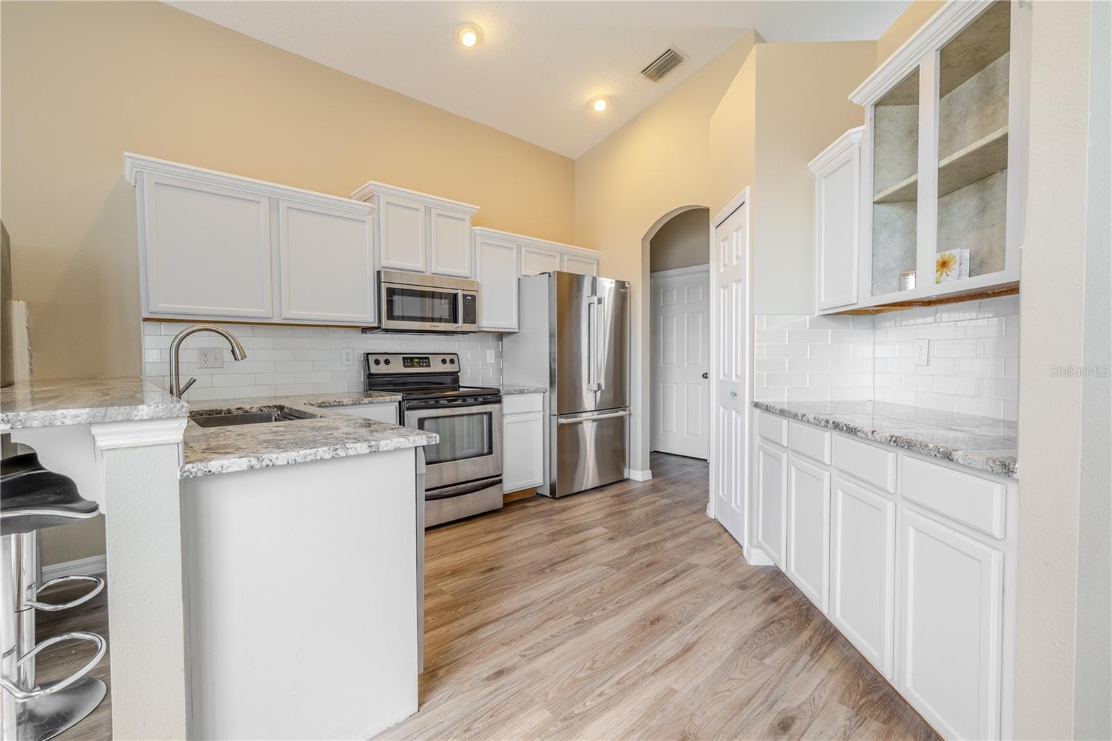 Image 8 of 38 For 1877 Wood Brook Street