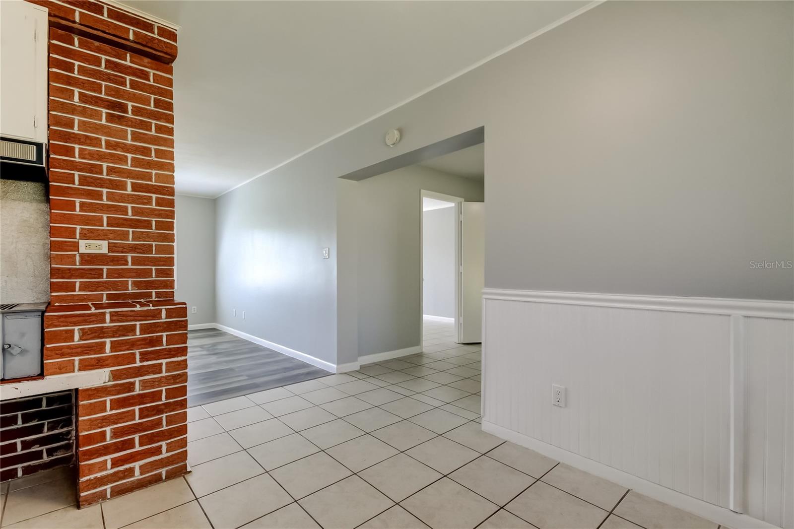 Image 13 of 49 For 4412 Carlyle Road