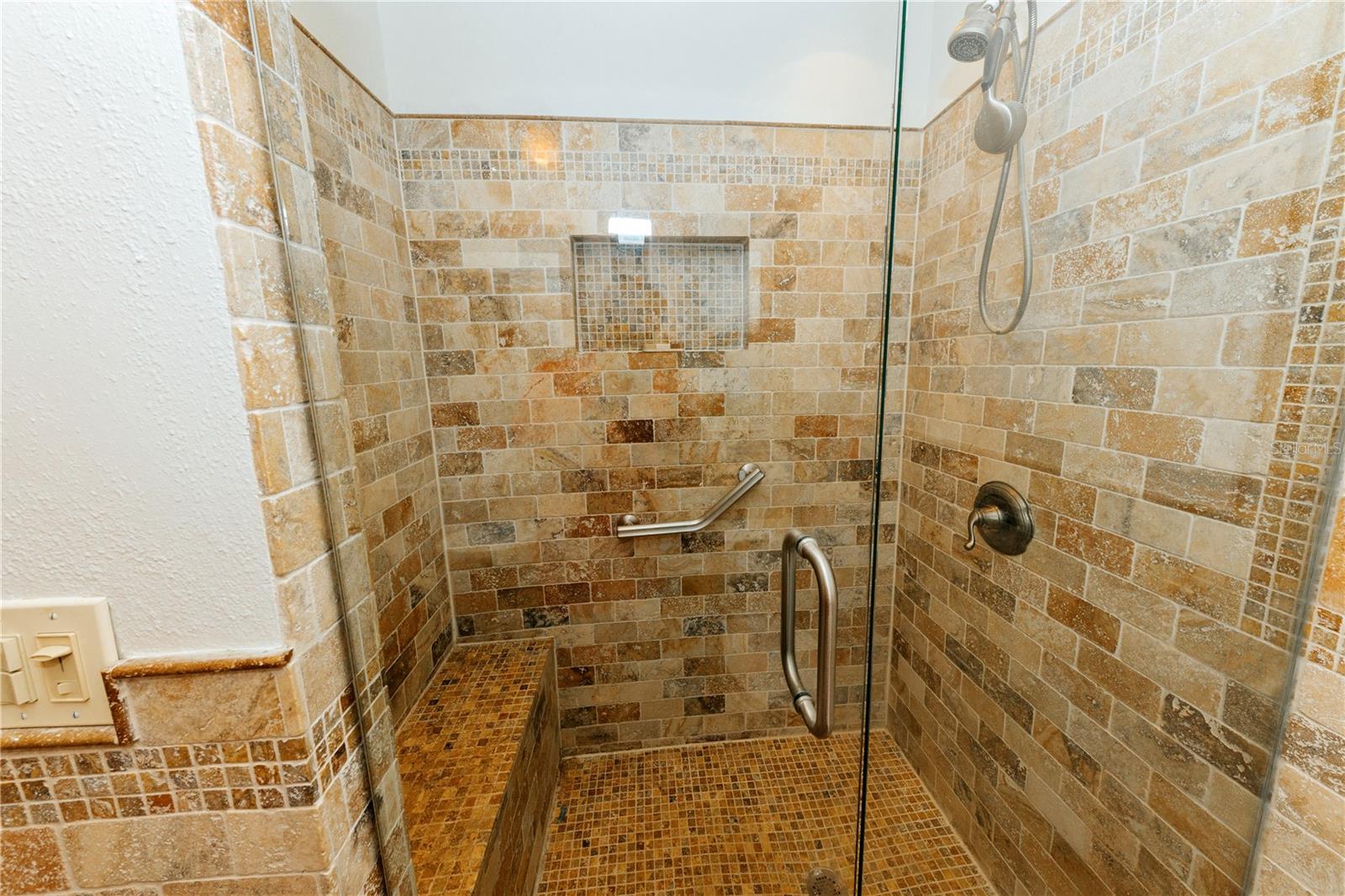 Image 19 of 54 For 14404 Brentwood Drive