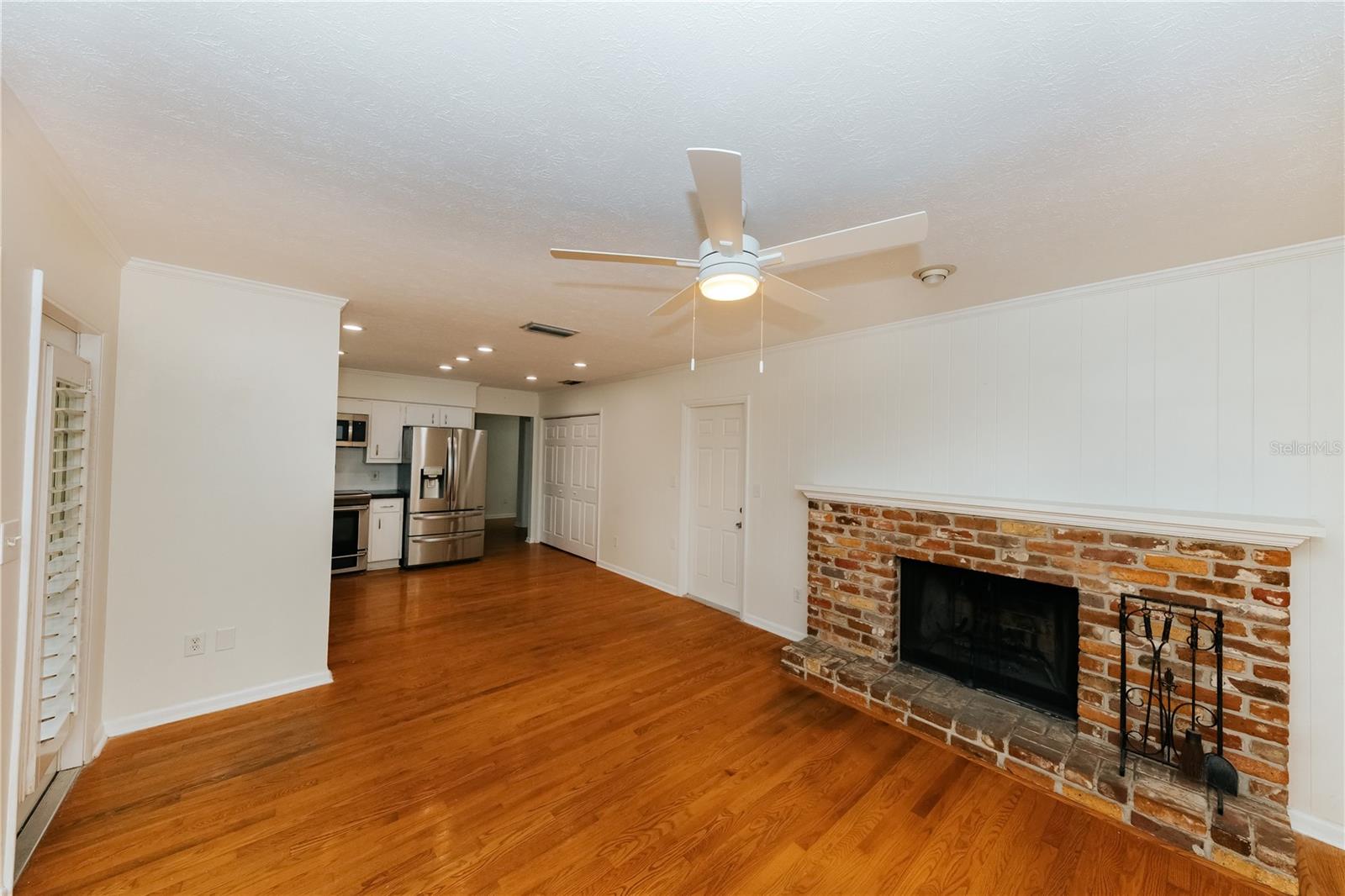 Image 32 of 54 For 14404 Brentwood Drive
