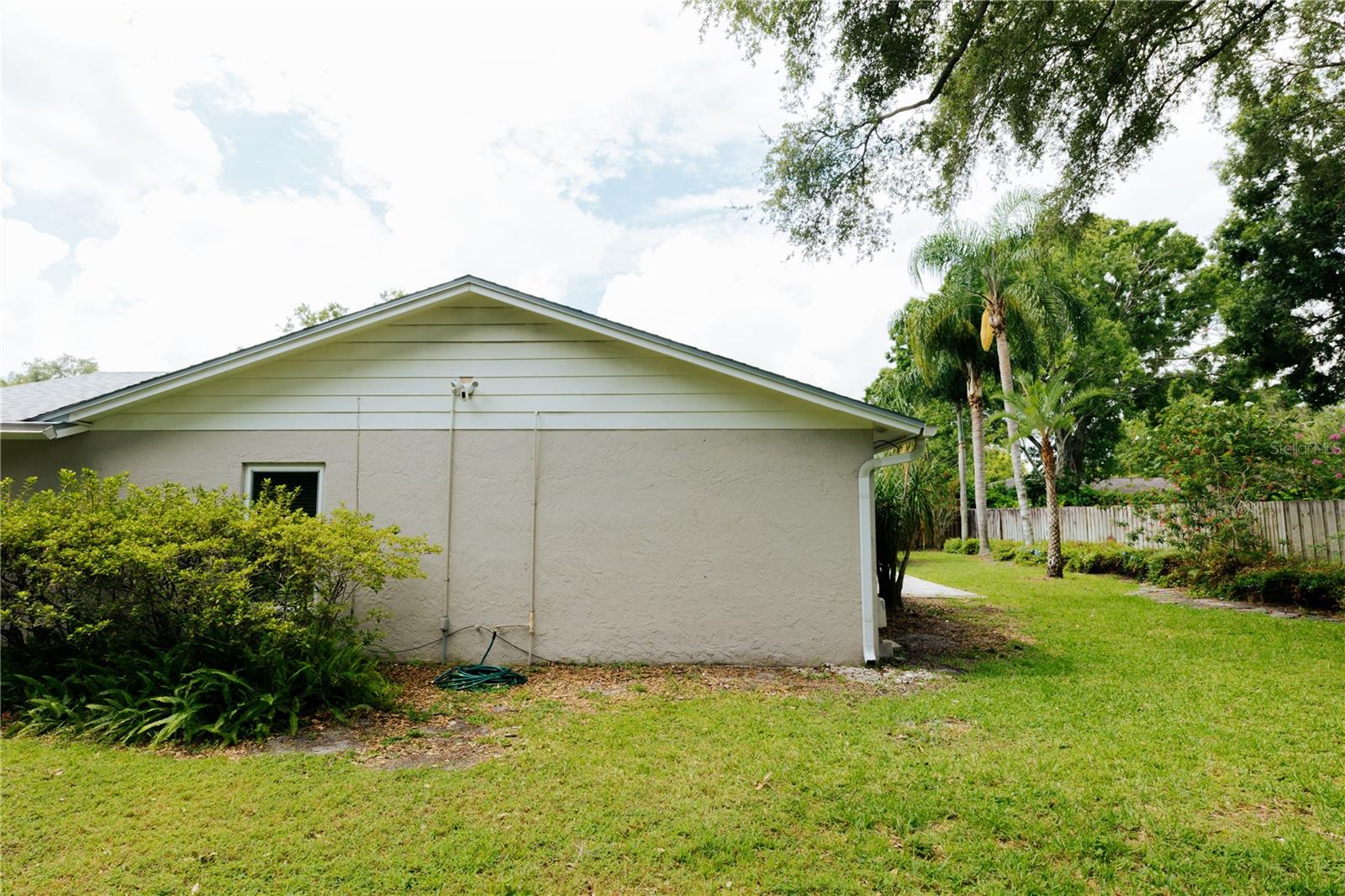 Image 39 of 54 For 14404 Brentwood Drive