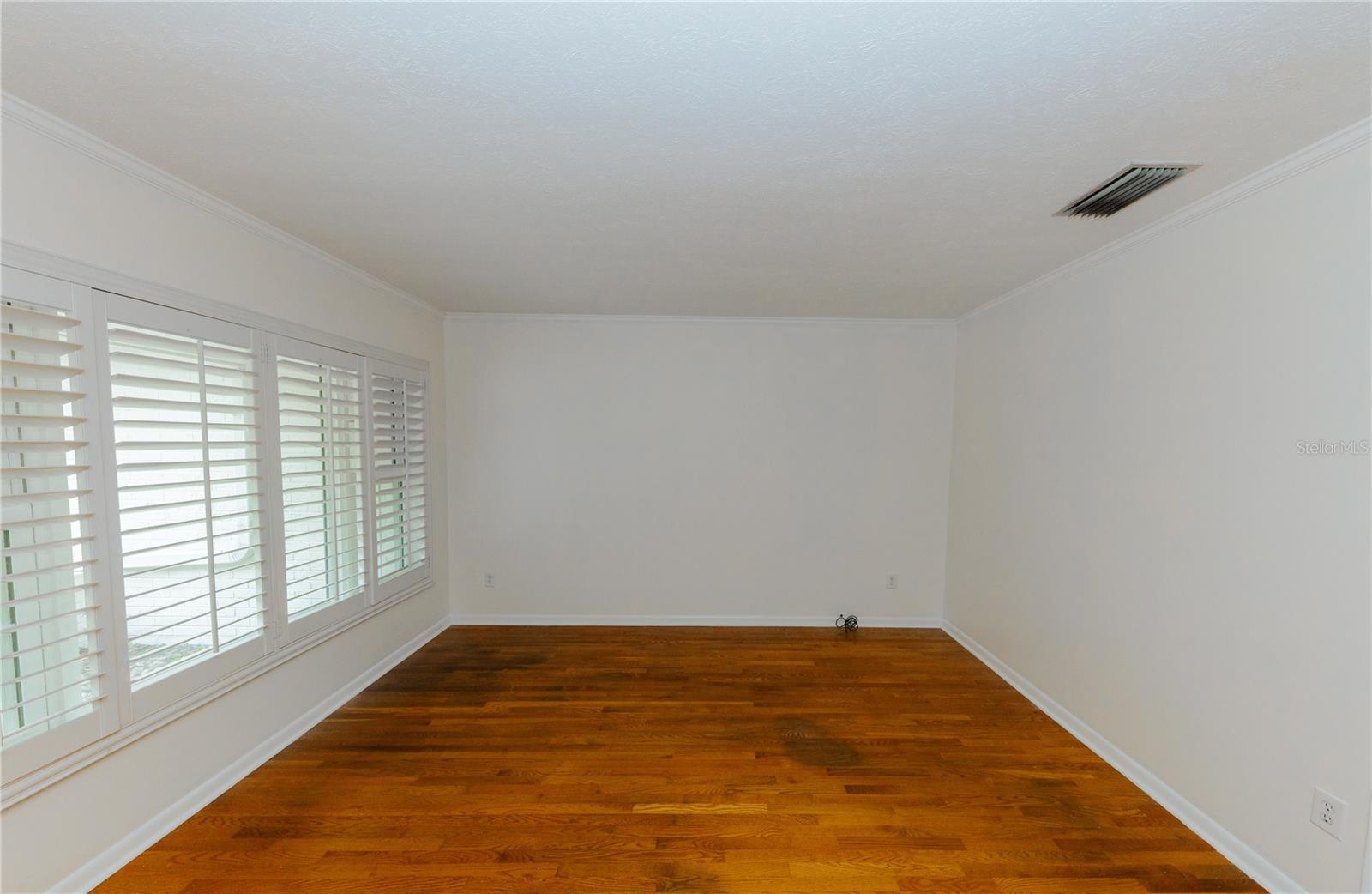 Image 5 of 54 For 14404 Brentwood Drive