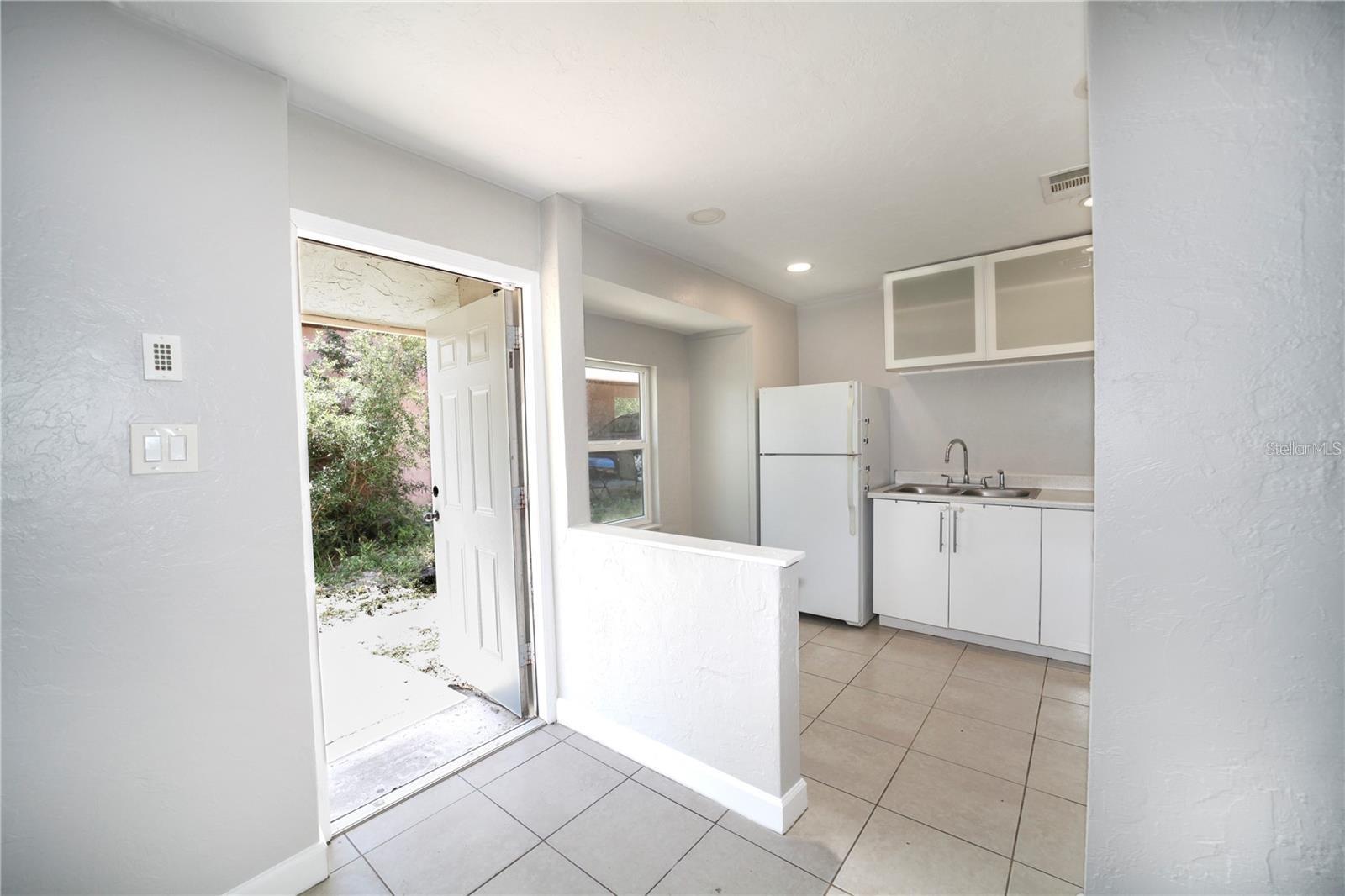 Image 3 of 8 For 2500 Chilk Avenue