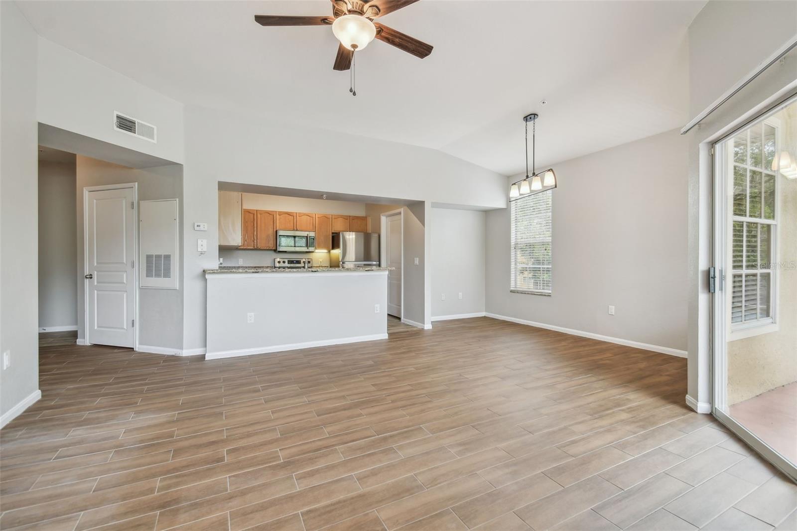 Image 29 of 86 For 5125 Palm Springs Boulevard 5204