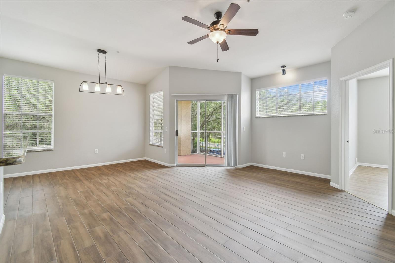 Image 30 of 86 For 5125 Palm Springs Boulevard 5204