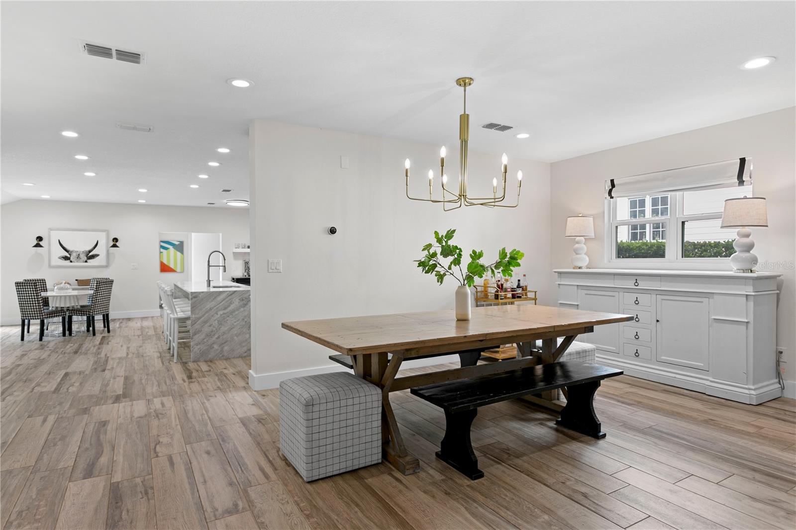 Listing photo id 6 for 3107 Watrous Avenue
