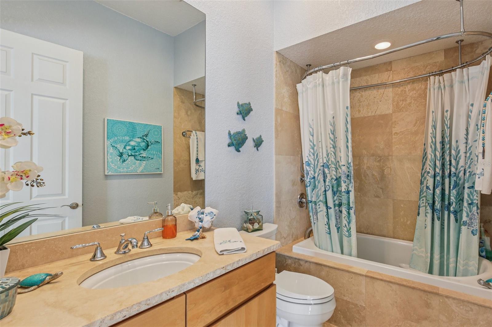 Image 16 of 90 For 5521 Windward Way