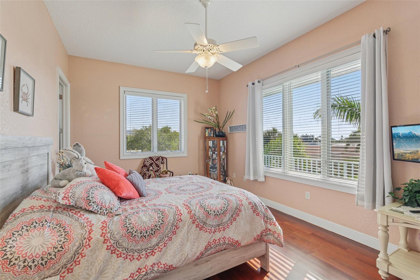 Image 19 of 90 For 5521 Windward Way
