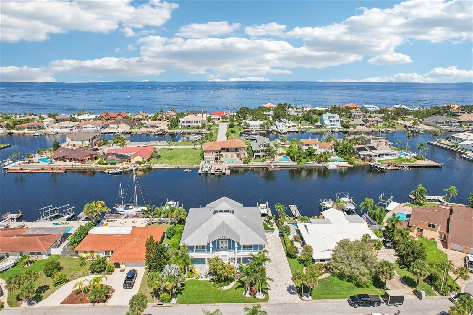 Image 2 of 90 For 5521 Windward Way