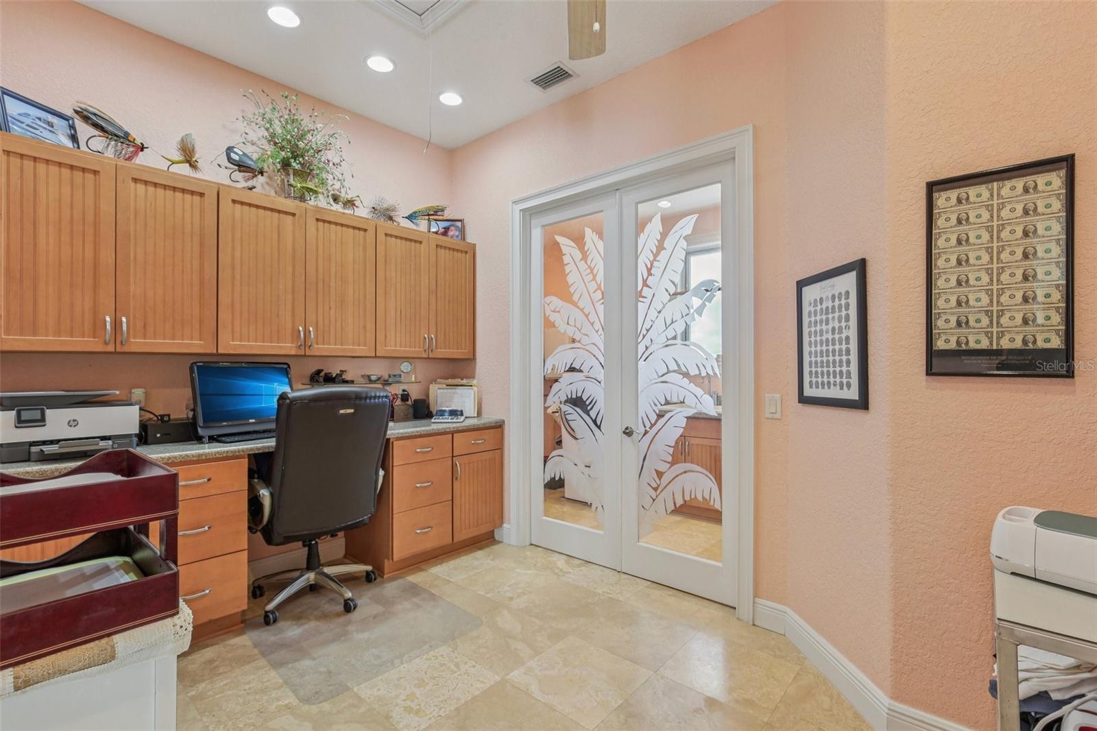 Image 24 of 90 For 5521 Windward Way
