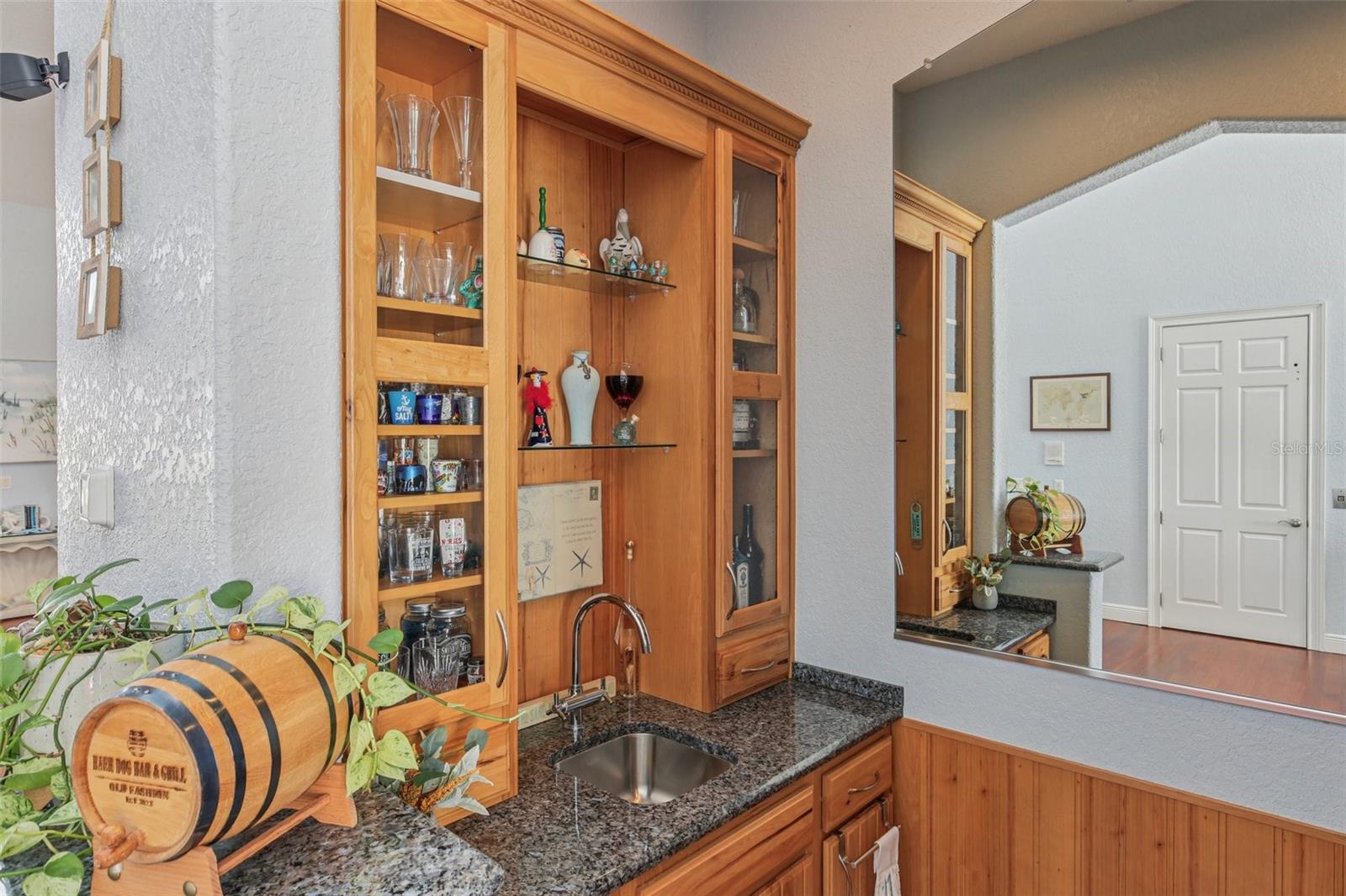 Image 33 of 90 For 5521 Windward Way