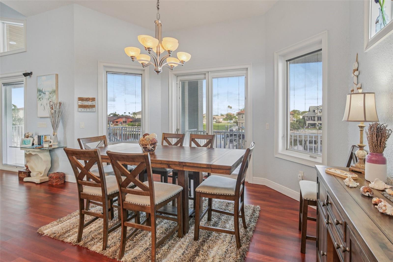 Image 39 of 90 For 5521 Windward Way