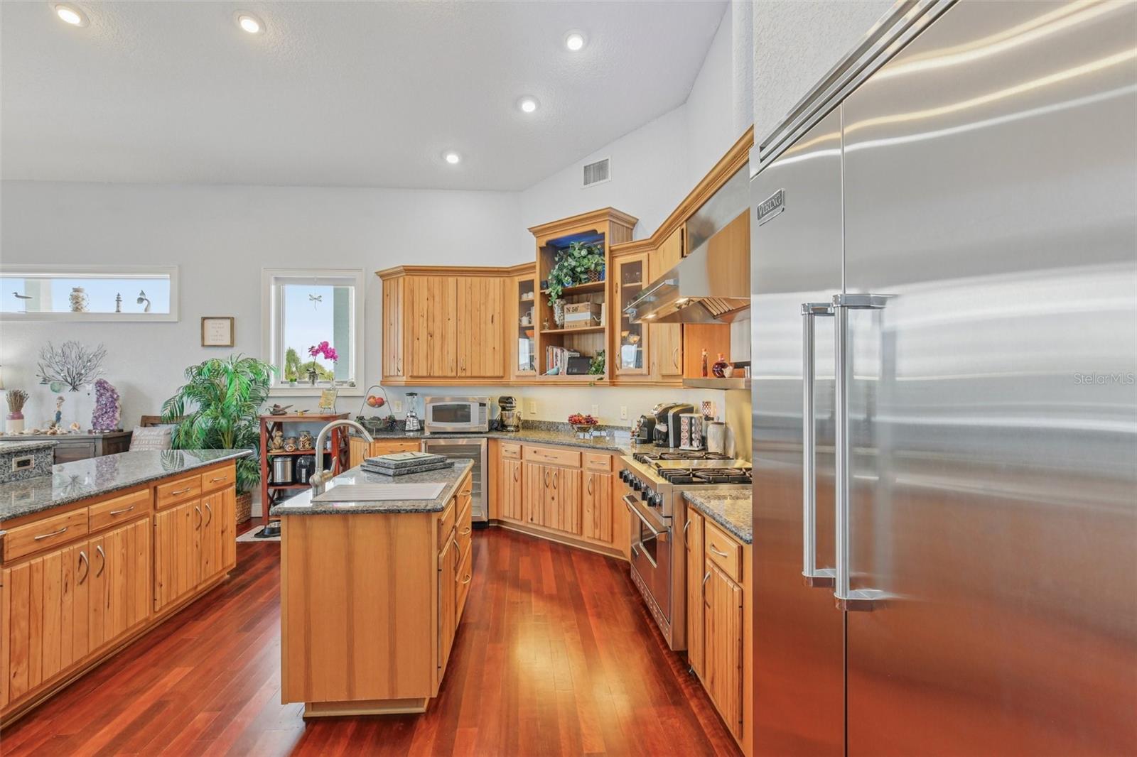 Image 43 of 90 For 5521 Windward Way