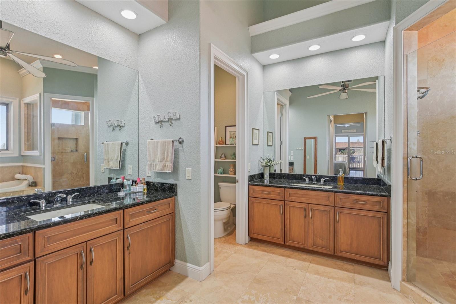 Image 51 of 90 For 5521 Windward Way