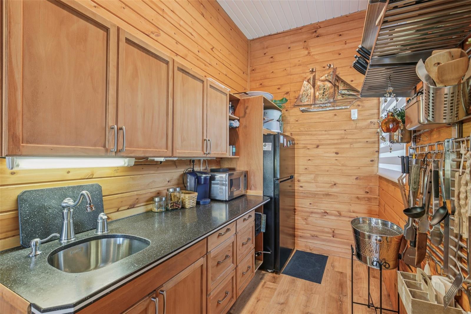 Image 60 of 90 For 5521 Windward Way