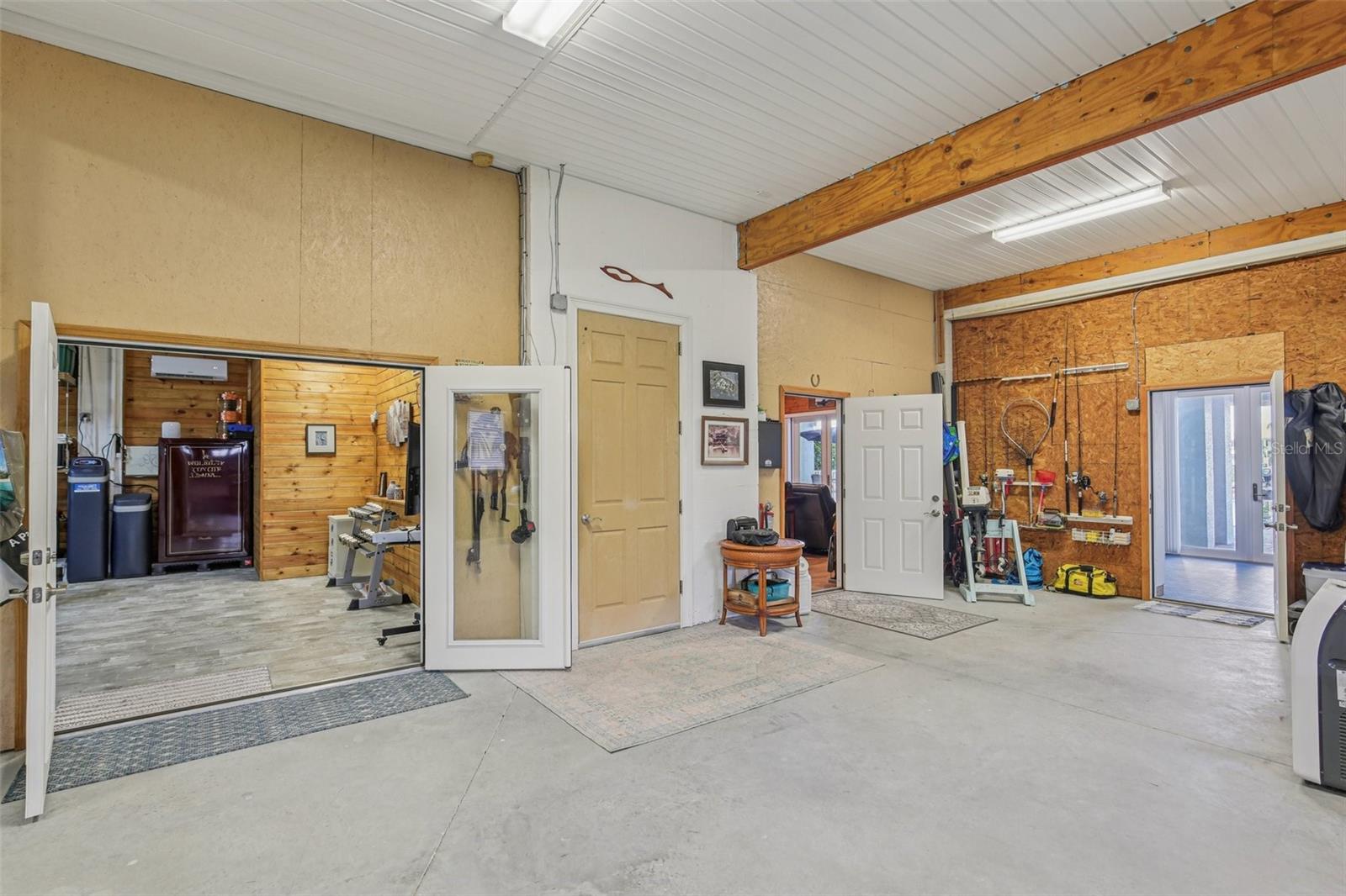 Image 64 of 90 For 5521 Windward Way