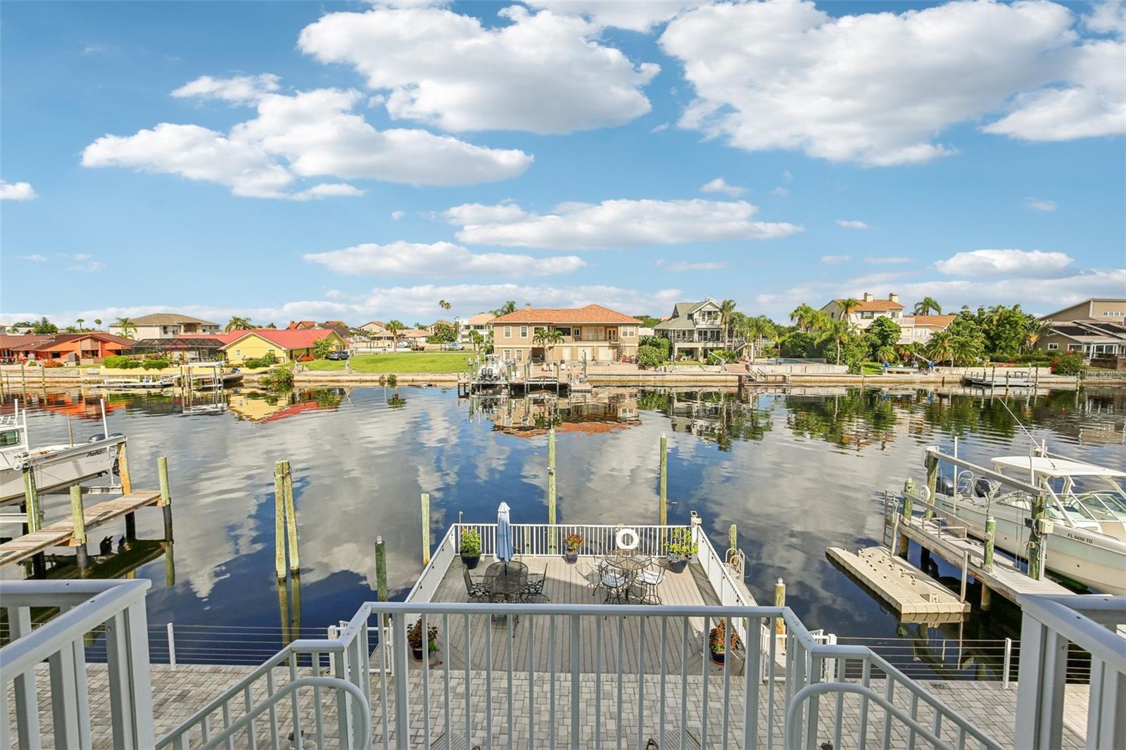 Image 8 of 90 For 5521 Windward Way