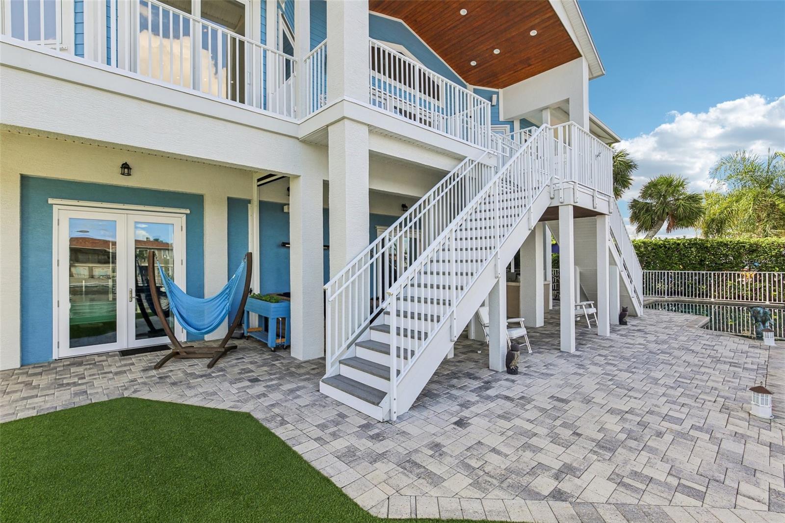Image 81 of 90 For 5521 Windward Way