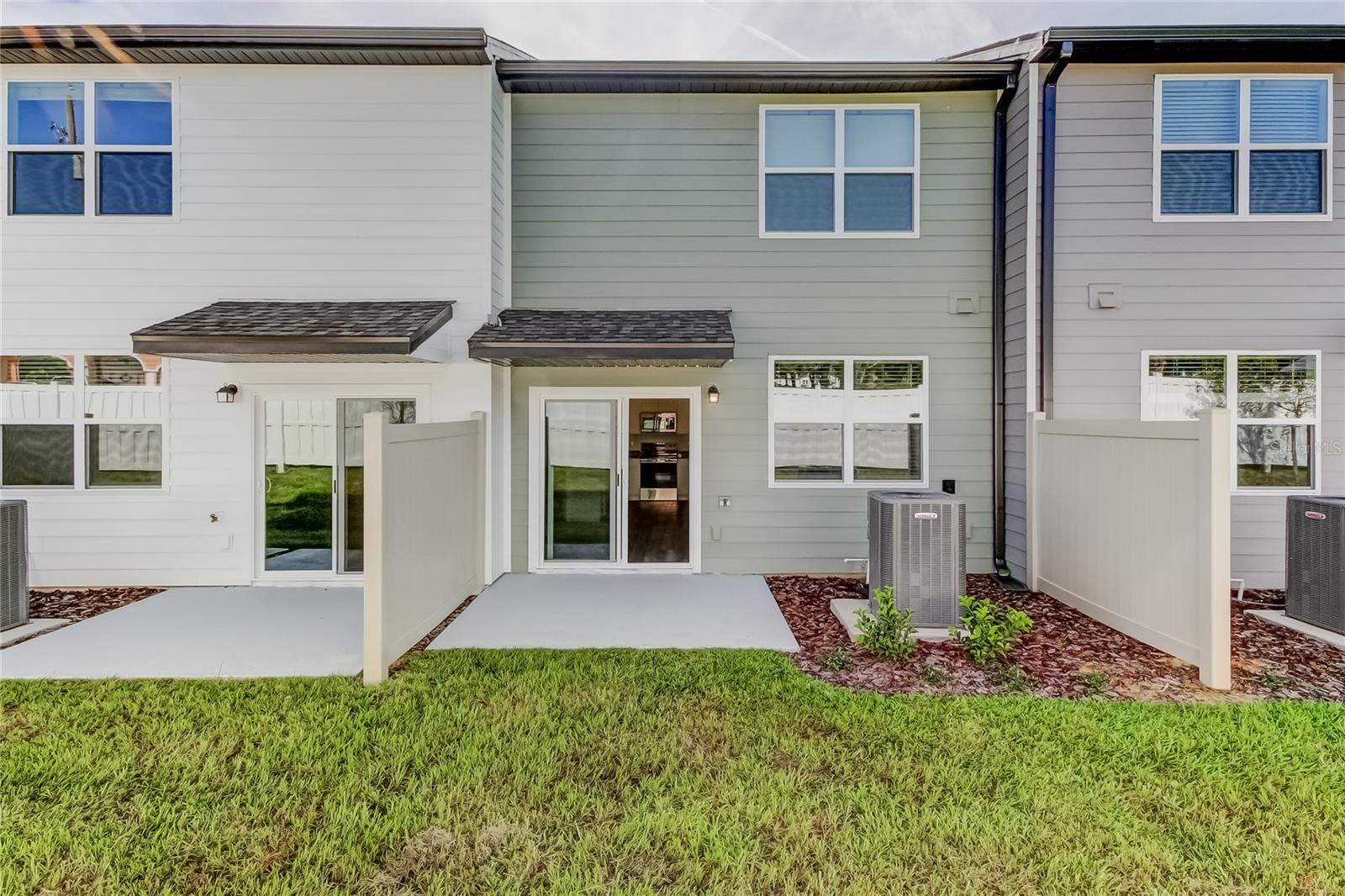 Image 40 of 47 For 11925 Sylvia Street