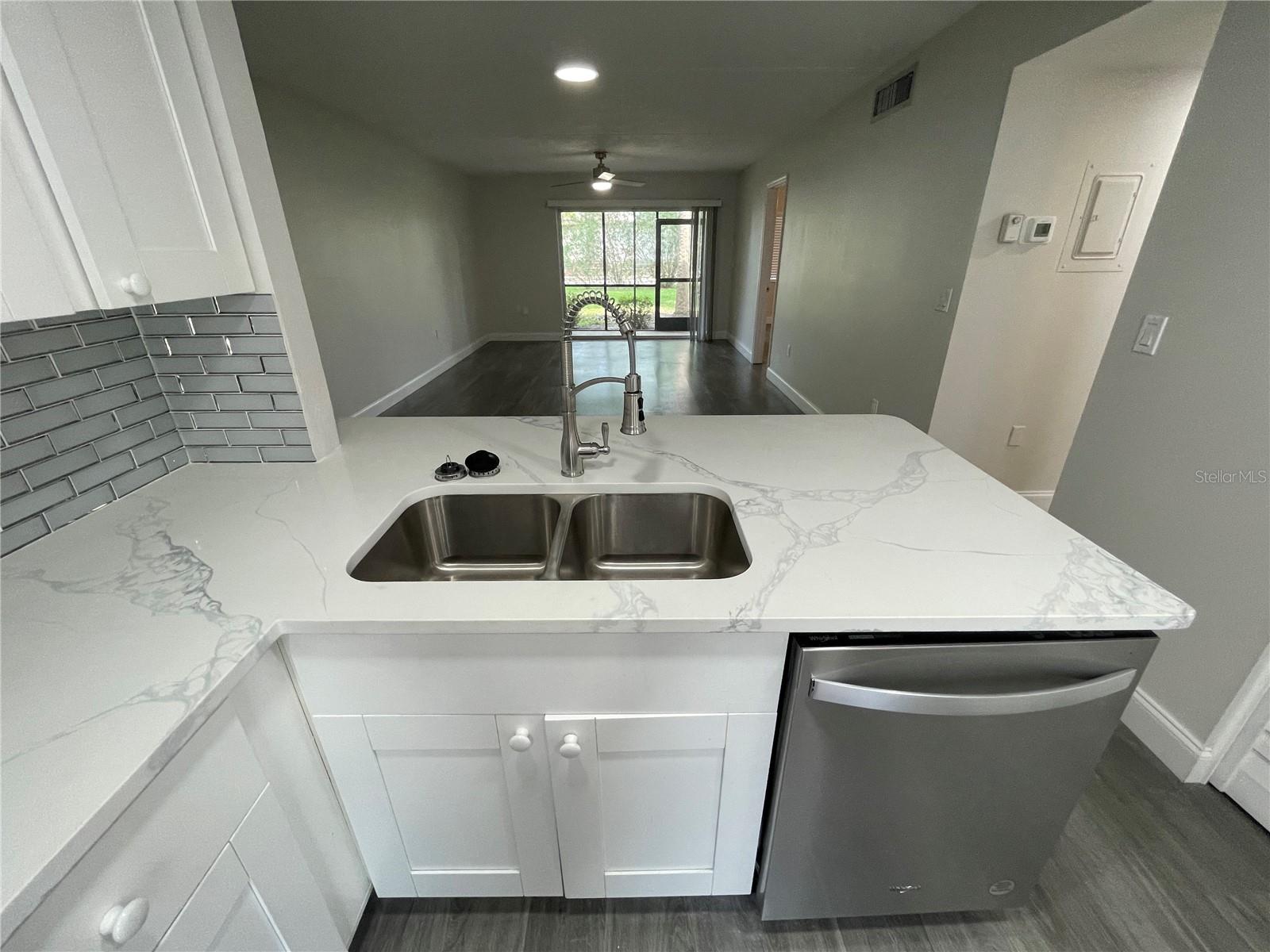 Image 16 of 47 For 211 Pine Court 211