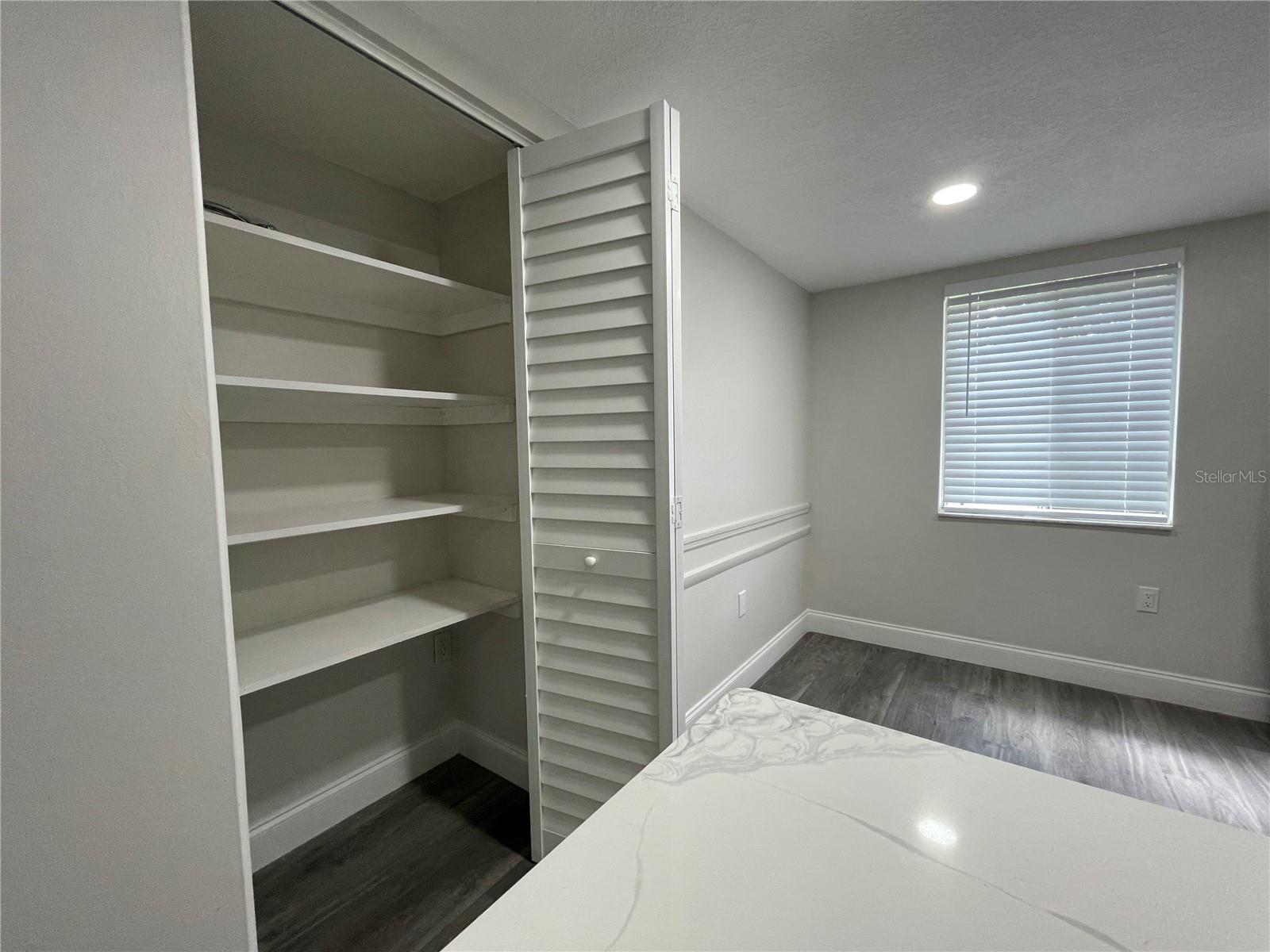 Image 18 of 47 For 211 Pine Court 211