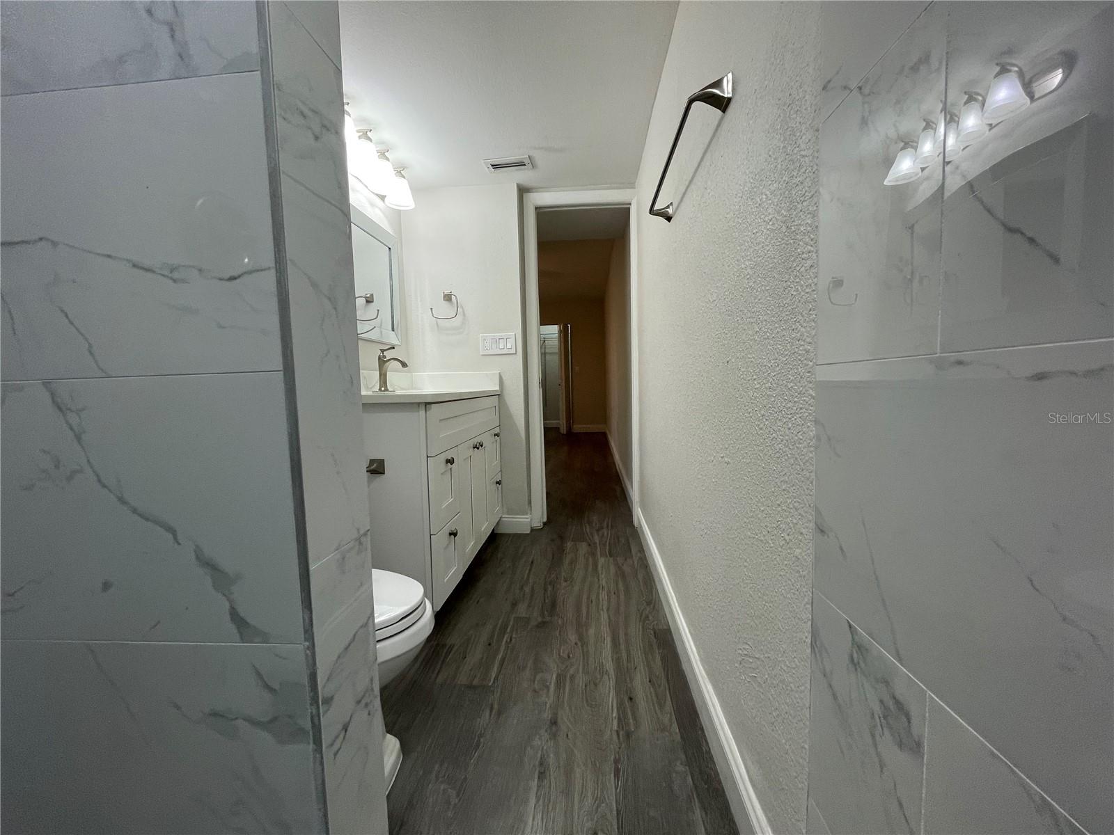 Image 36 of 47 For 211 Pine Court 211