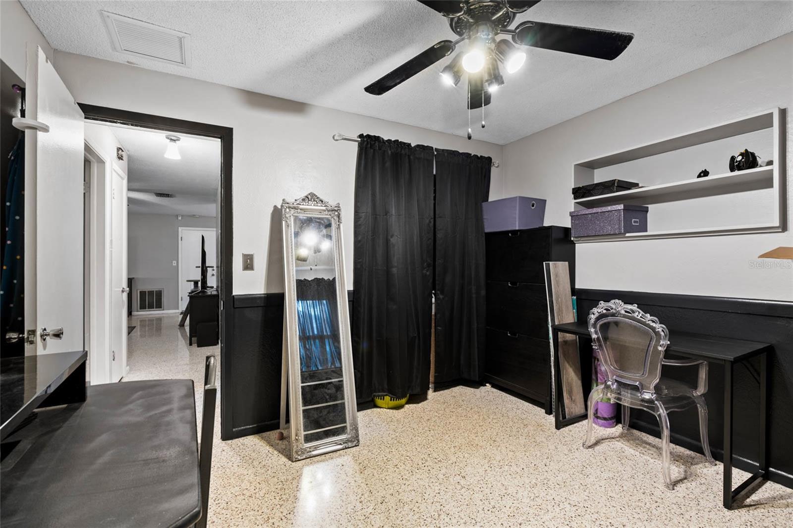 Image 12 of 16 For 5705 45th Avenue N