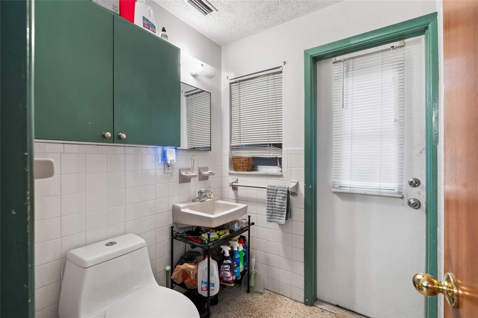 Image 13 of 16 For 5705 45th Avenue N