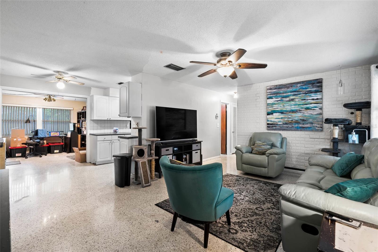 Image 16 of 16 For 5705 45th Avenue N