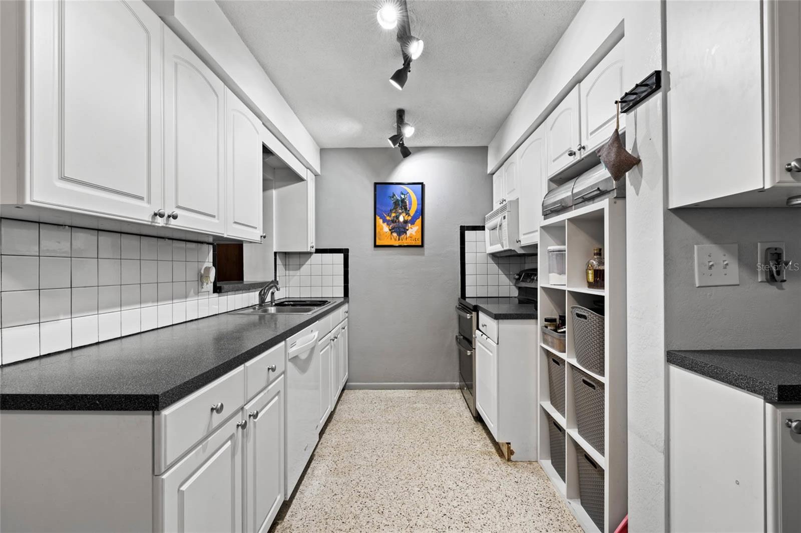 Image 5 of 16 For 5705 45th Avenue N