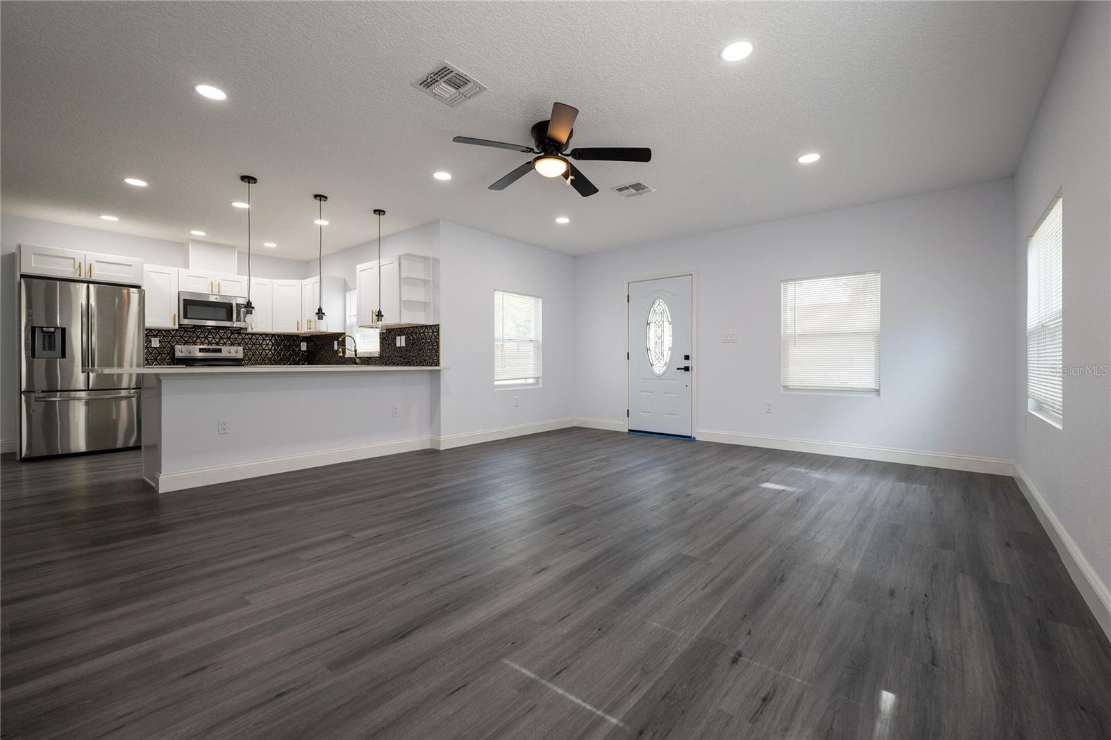 Image 3 of 17 For 4220 Eva Street