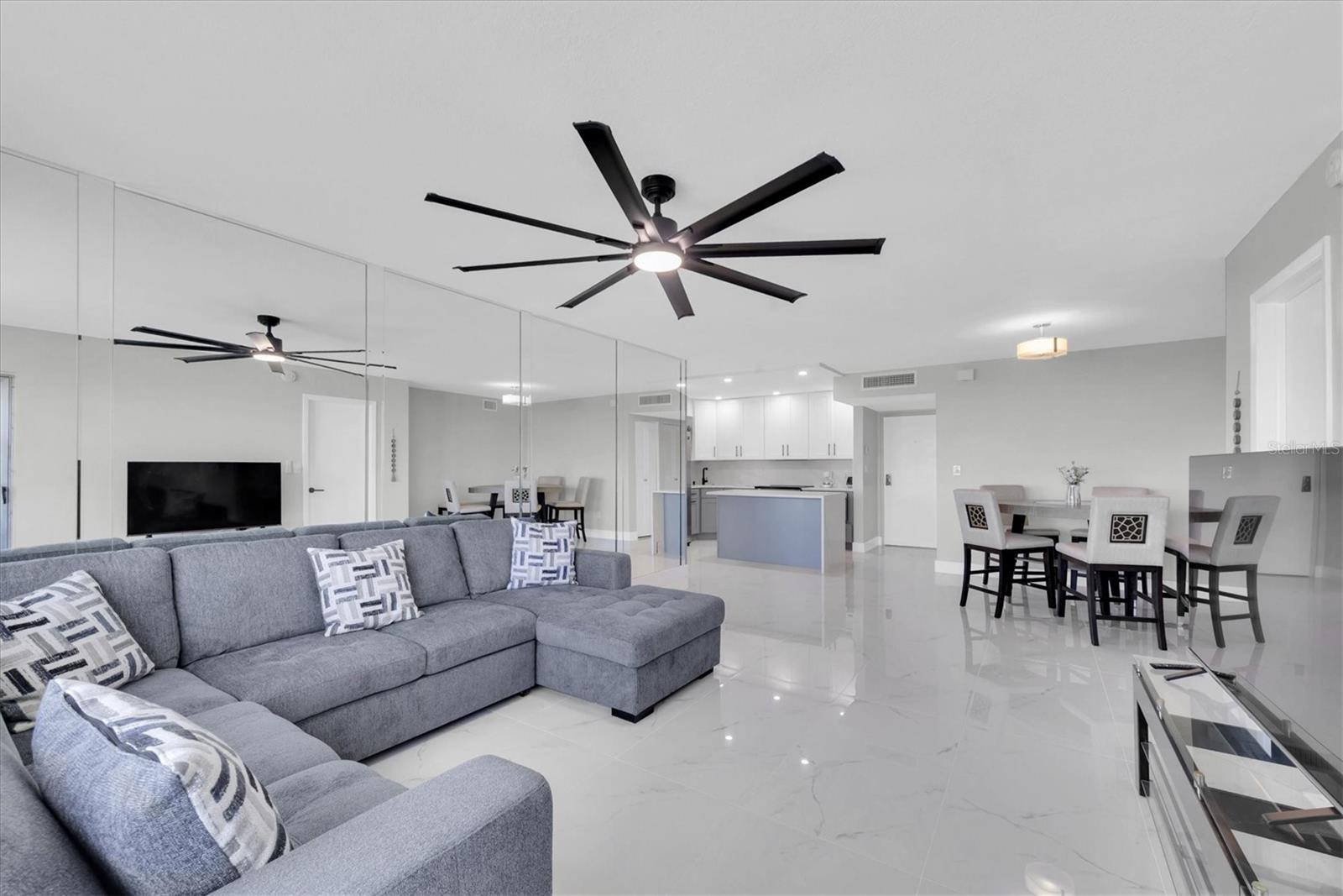 Image 10 of 61 For 5220 Brittany Drive S 1008