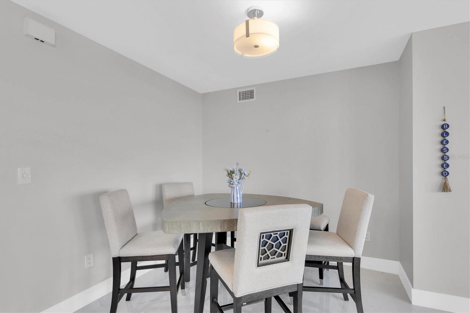 Image 13 of 61 For 5220 Brittany Drive S 1008