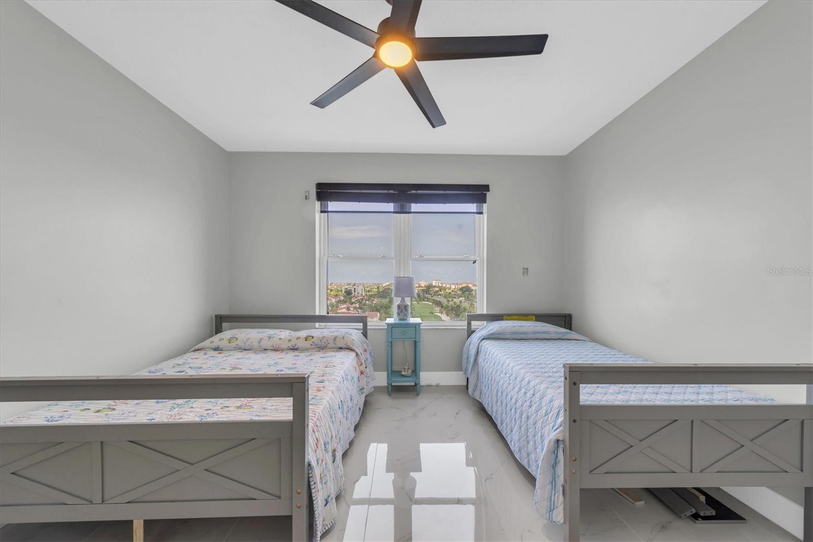 Image 21 of 61 For 5220 Brittany Drive S 1008