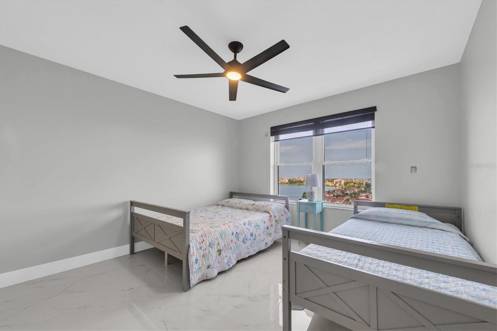 Image 22 of 61 For 5220 Brittany Drive S 1008