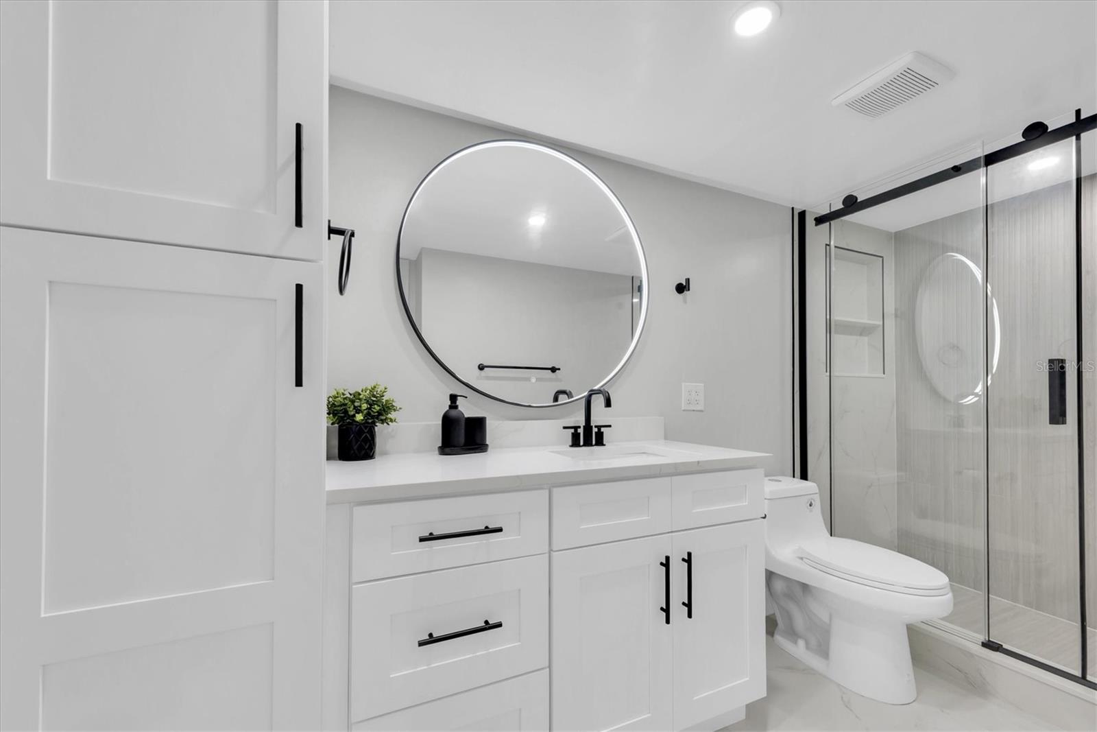 Image 24 of 61 For 5220 Brittany Drive S 1008