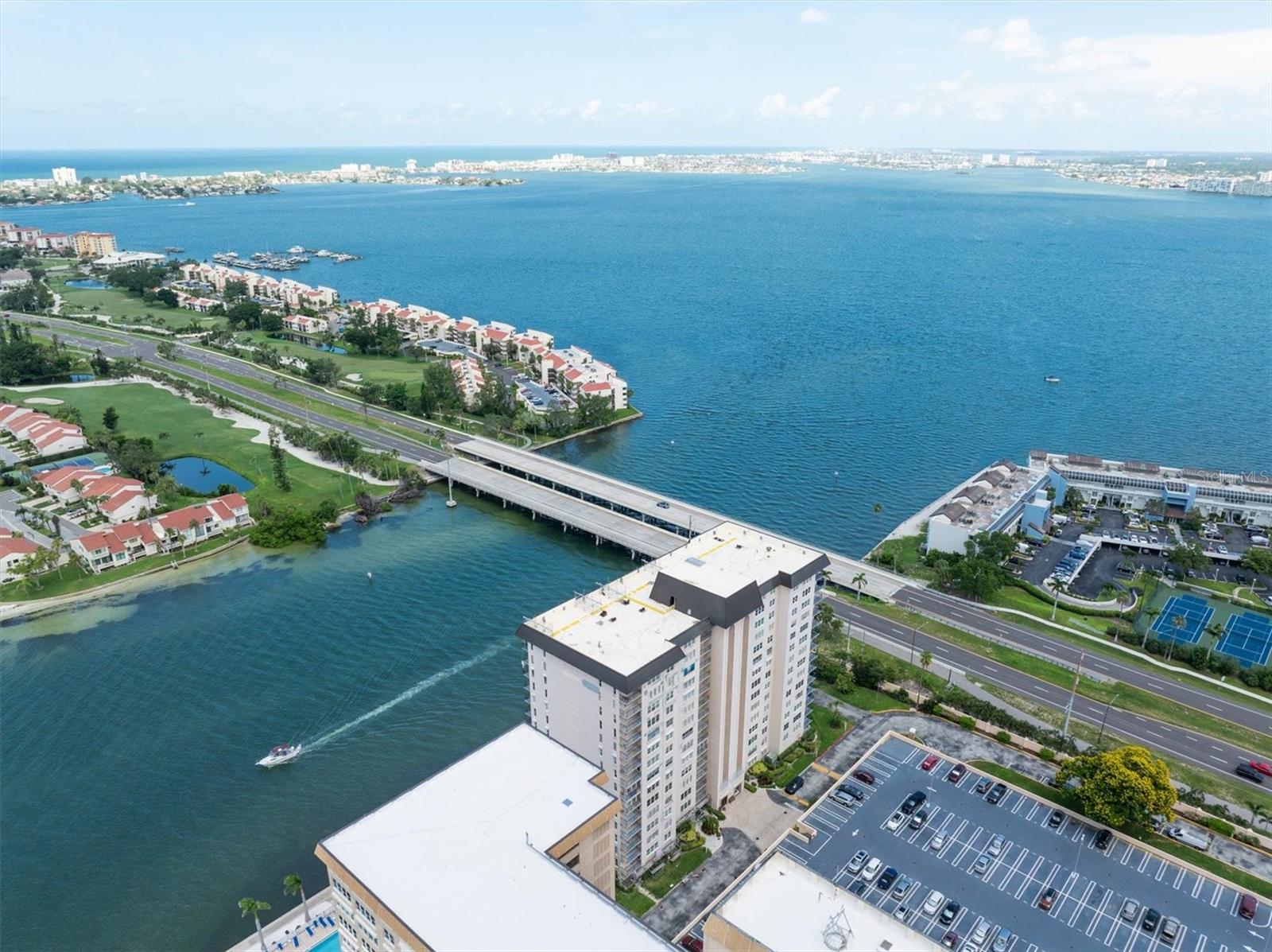 Image 39 of 61 For 5220 Brittany Drive S 1008