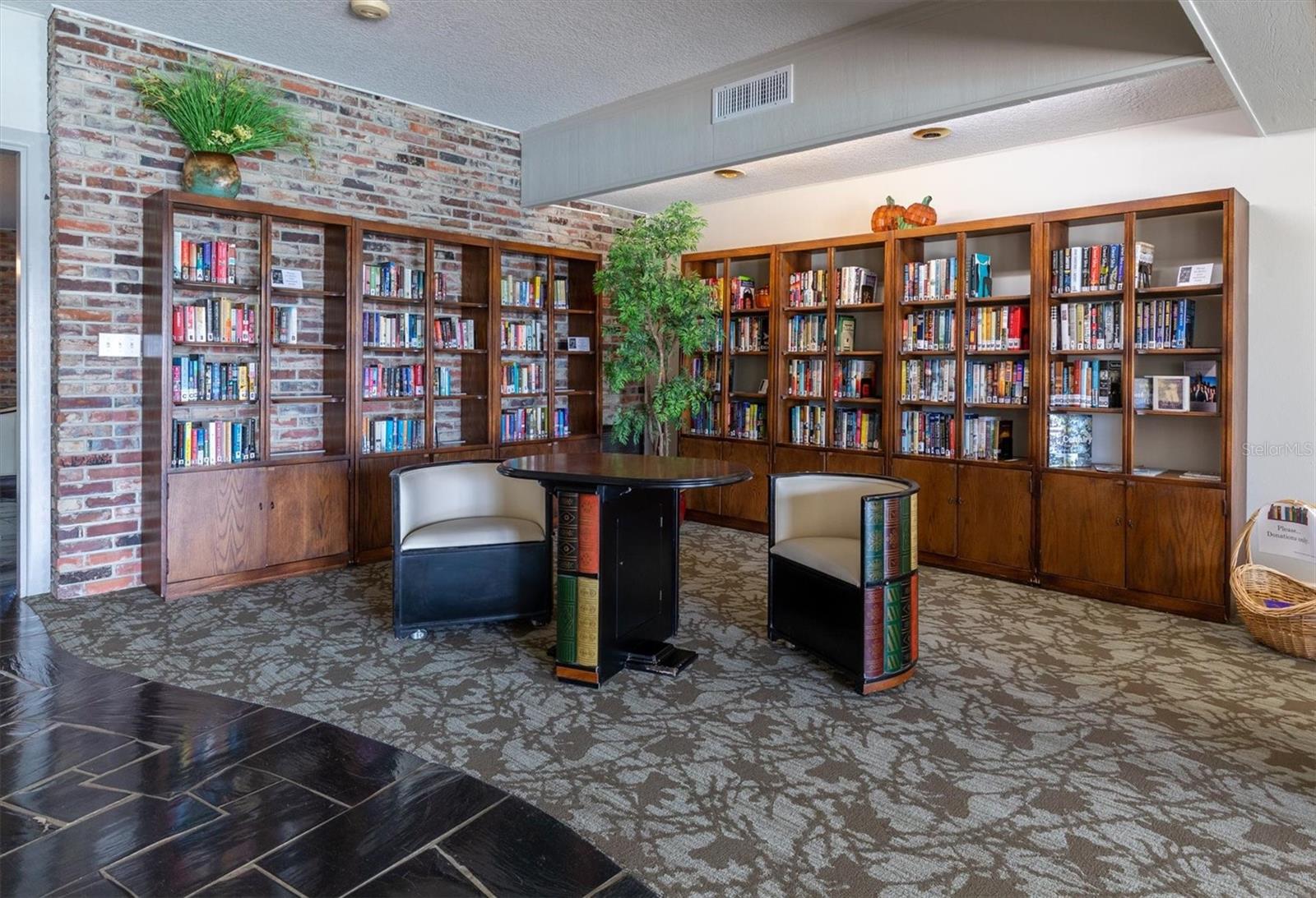 Image 49 of 61 For 5220 Brittany Drive S 1008