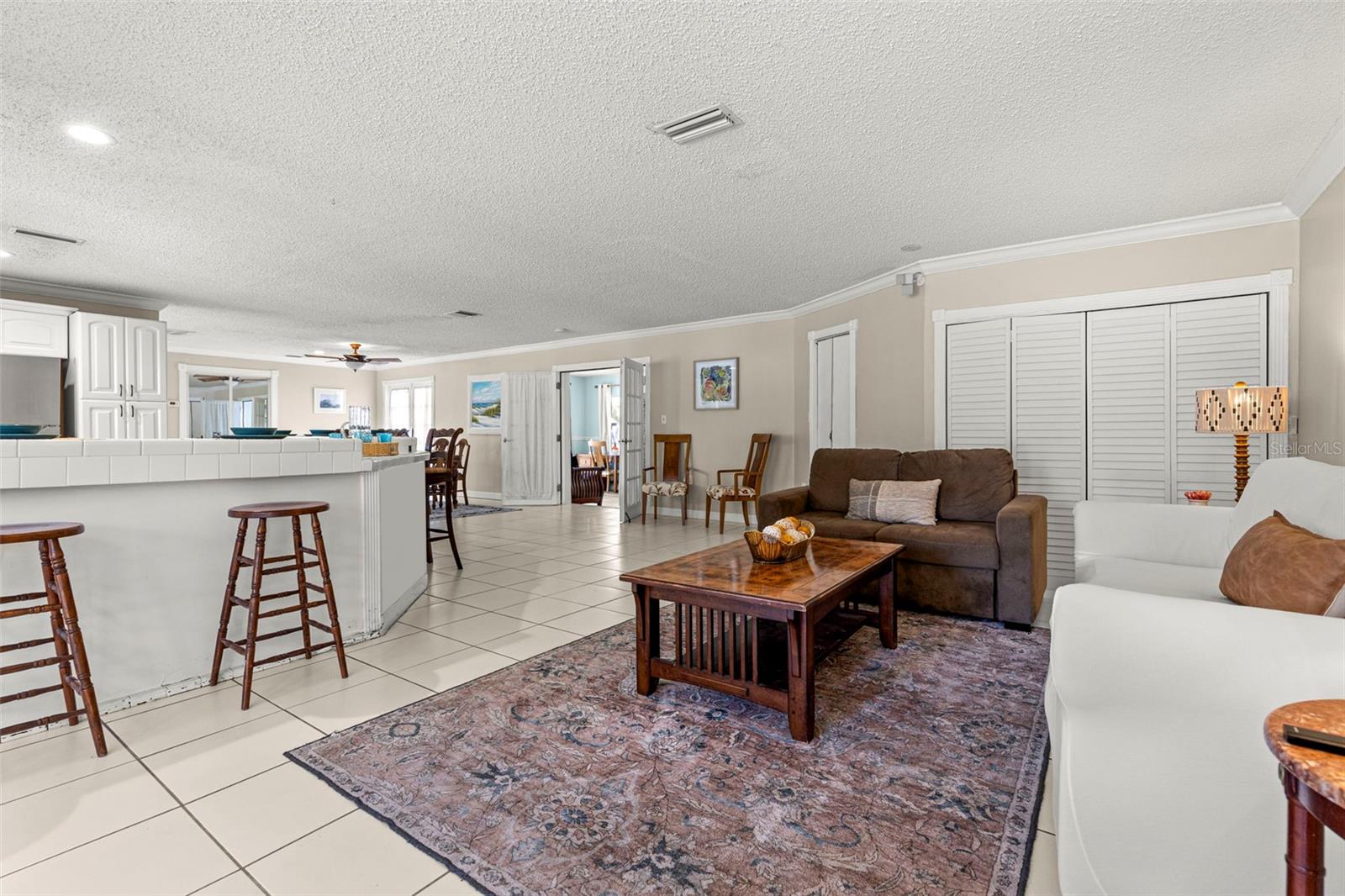 Image 14 of 33 For 240 Lyndhurst Street