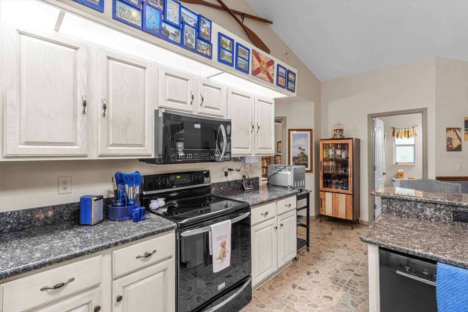 Image 15 of 71 For 2426 Sumter Avenue