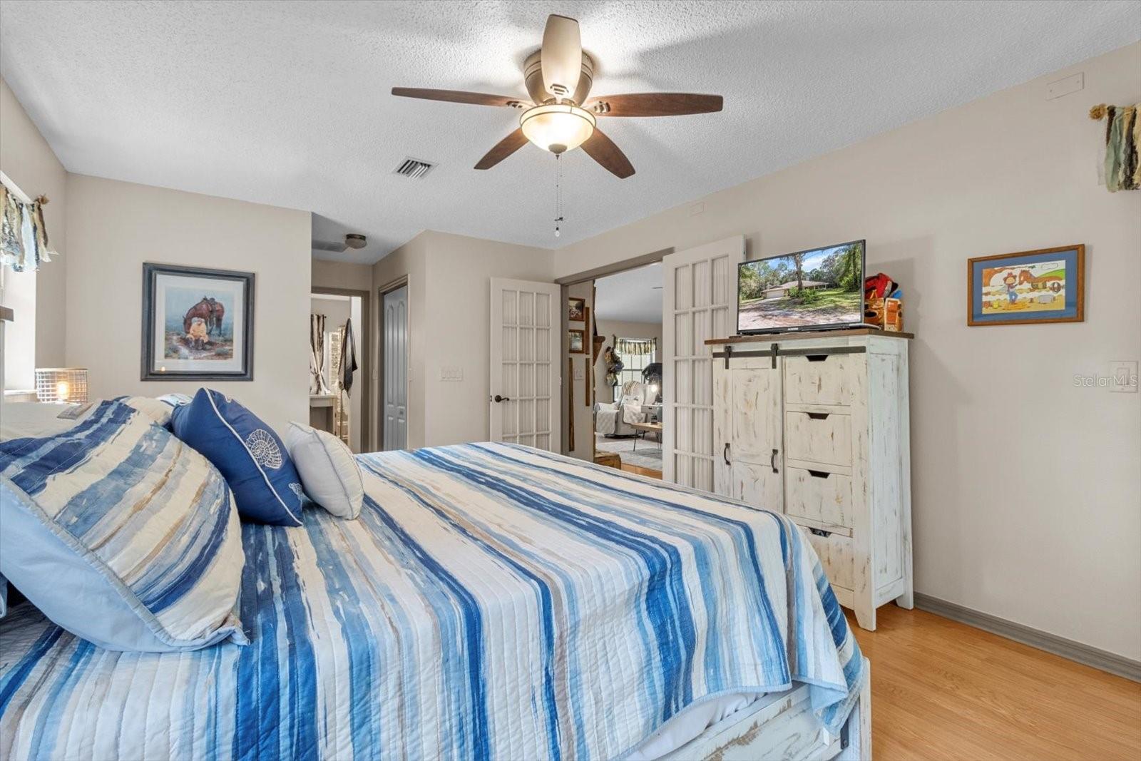 Image 16 of 71 For 2426 Sumter Avenue