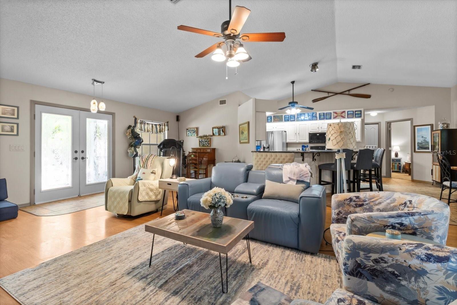 Image 6 of 71 For 2426 Sumter Avenue